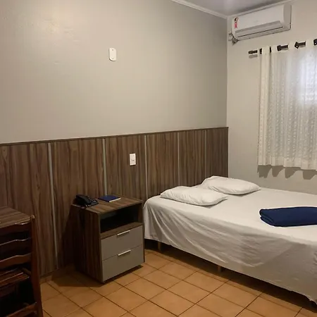 Hotel London-2