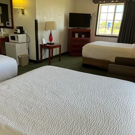 Days Inn By Wyndham Great Bend-3