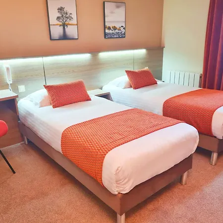 Brit Hotel Du Parc - Fougères-2