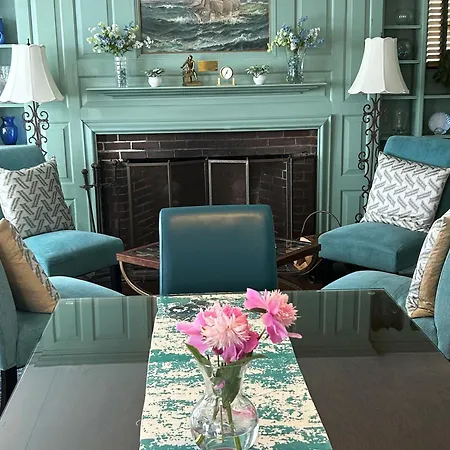 Harborview Inn-3