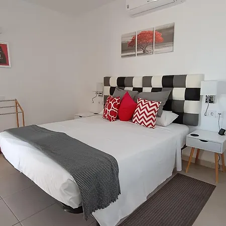 Casa Rainbow - Boutique Bed & Breakfast (Adults Only)-3