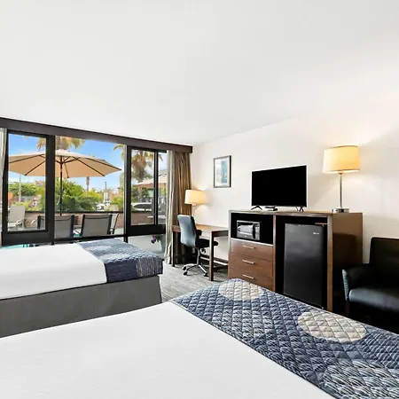 Best Western Yacht Harbor Hotel-3
