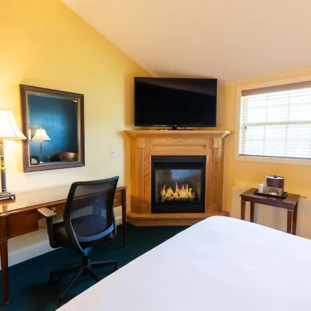 Fireside Inn & Suites Waterville-3