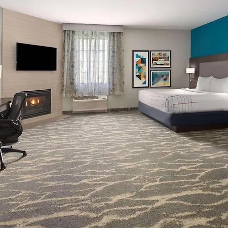 La Quinta By Wyndham Kokomo-3