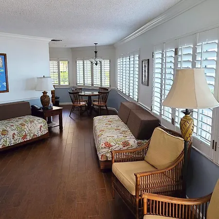 Vanderbilt Beach Resort-2