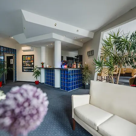 Hotel Mirage-3