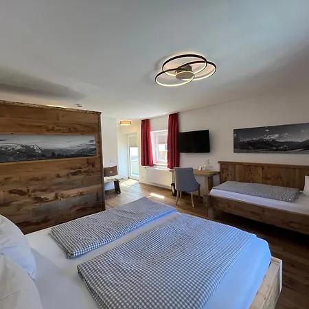 Hotel Garni Alpengruss-2
