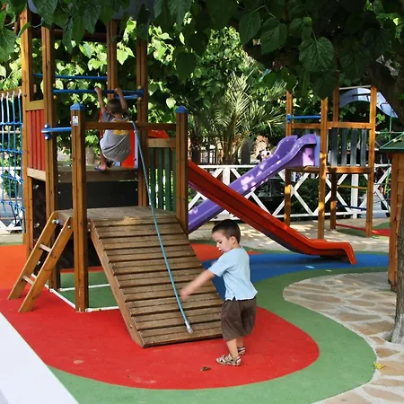 Camping & Resort La Torre Del Sol-2