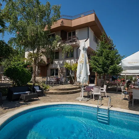 Guest House La Casa-2
