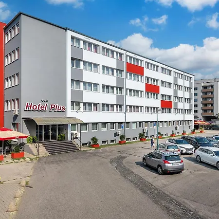 Hotel Plus-2