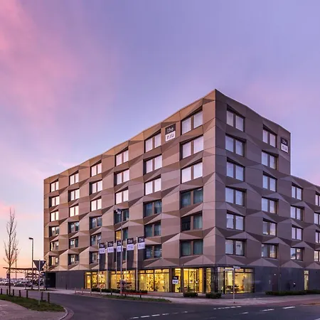 Holiday Inn - The Niu, Crusoe Bremen Airport By Ihg-3