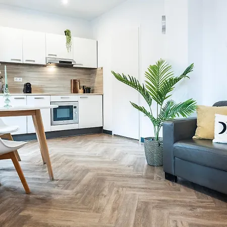 Severini Studio With Own Kitchen & Bathroom-2
