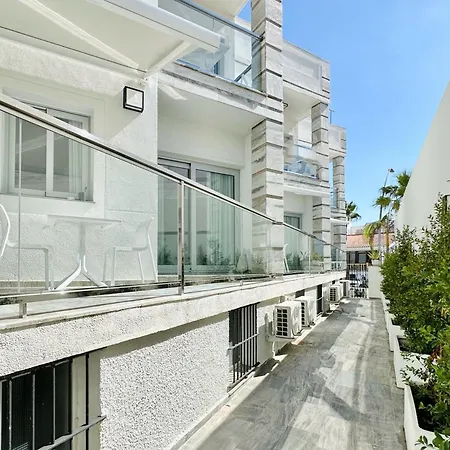 Hotel Apartamentos Marina Luz-2