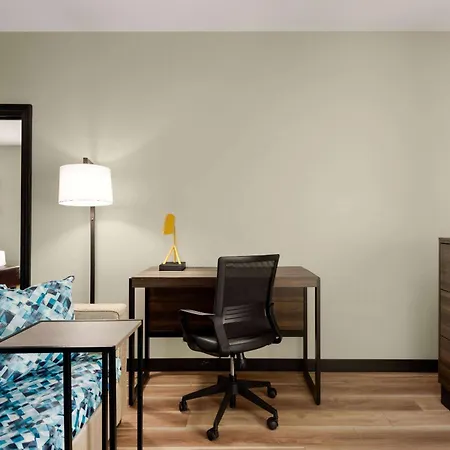 La Quinta By Wyndham Gonzales La-3