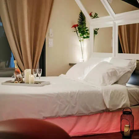 Plgfe - Maison d'hôtes EPICUROOMS - Suites romantiques 5 étoiles-2