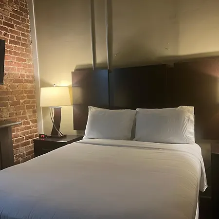 The Skylight Hotel-3