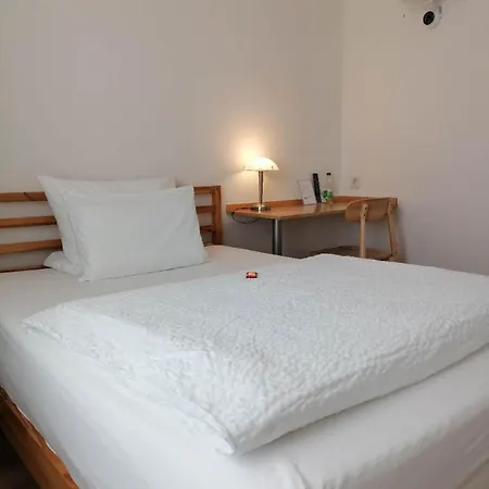 Hotel Hanseatic-garni-3
