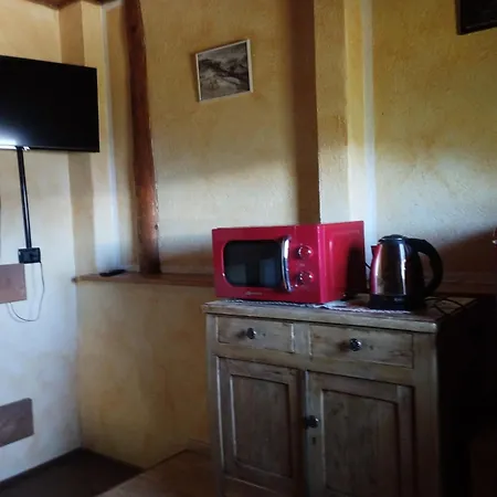 Chambres D'Hotes Les Fleurs-2
