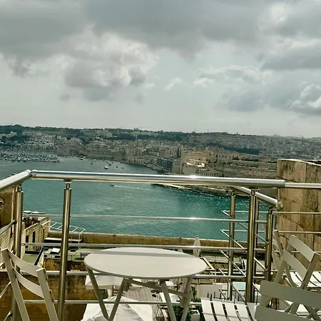 Paulos Valletta-2