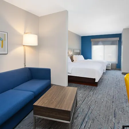 Holiday Inn Express & Suites Milwaukee Nw - Park Place By Ihg-3