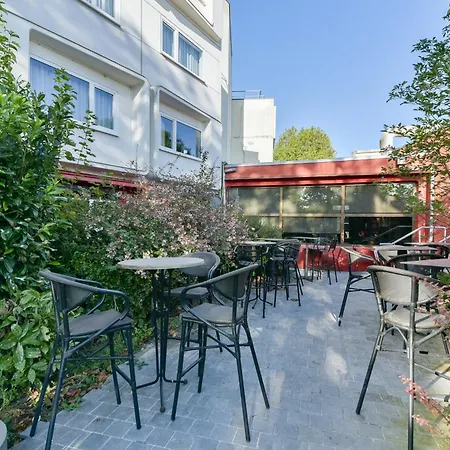 Golden Tulip Roissy Saint Witz-2