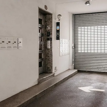 Capsule Hotel - Lucerne Thelab-3