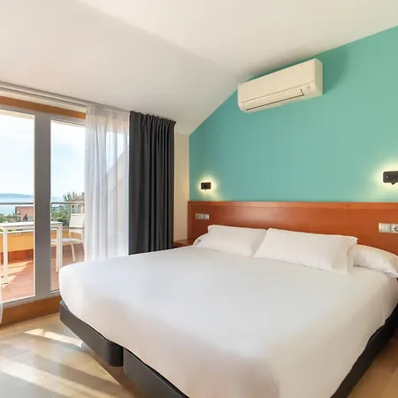 Hotel Playa Langosteira by Adeloló-3