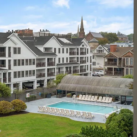 Club Wyndham Newport Onshore-2