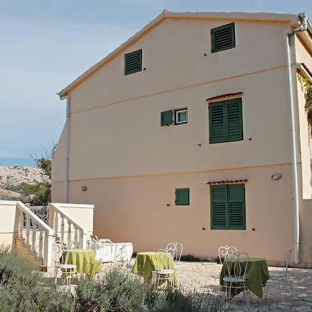 Lokunja Bed&Breakfast-2