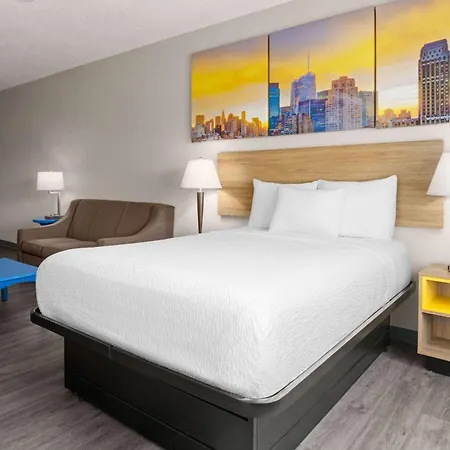 Days Inn & Suites By Wyndham Albany-3
