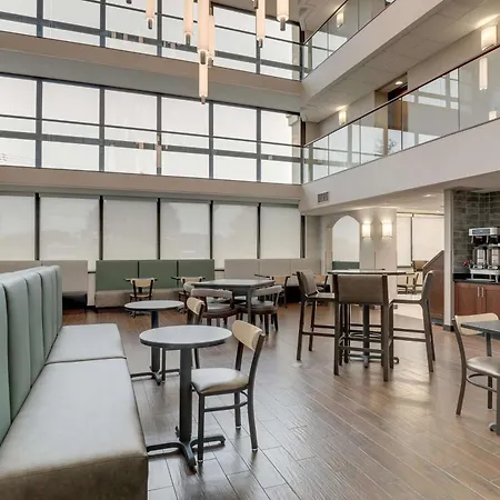 Drury Inn & Suites Cape Girardeau-2