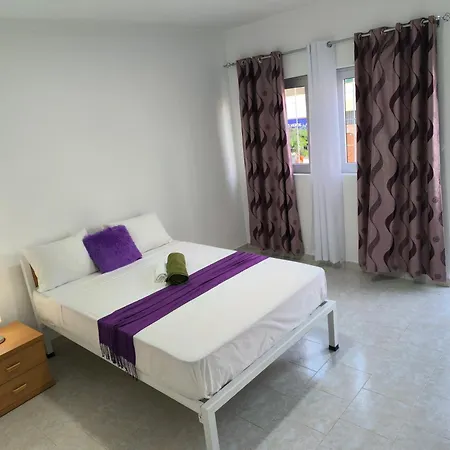 Plateau Bedroom & Chambre - Praia Center 1-2