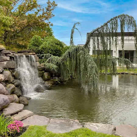 Doubletree Suites By Hilton Mount Laurel-2