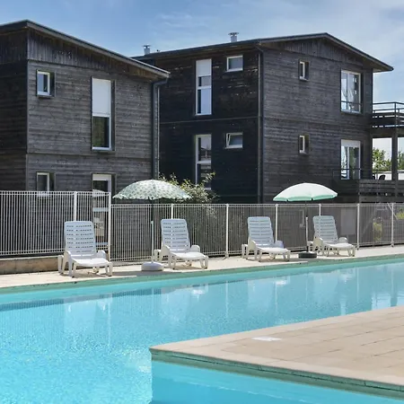 Résidence de tourisme avec piscine, le Domaine de Saint Orens-3