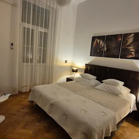 Rooms Tisa Old Town-2
