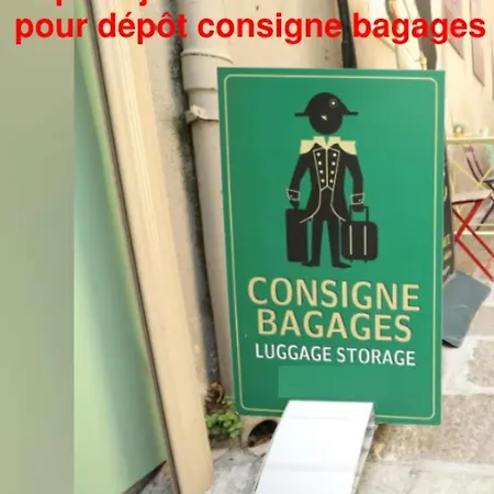 Chambre chez l'habitant Chatillon dans appartement partagé avec d'autres visiteurs et espace journée-2