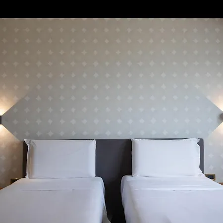 B&B Hotel Trapani Crystal-2