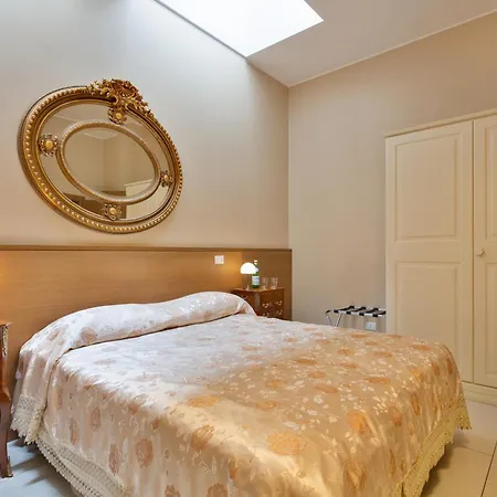La Castellana Loft Hotel-3