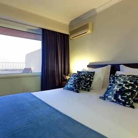 Carcavelos Beach Hotel-2