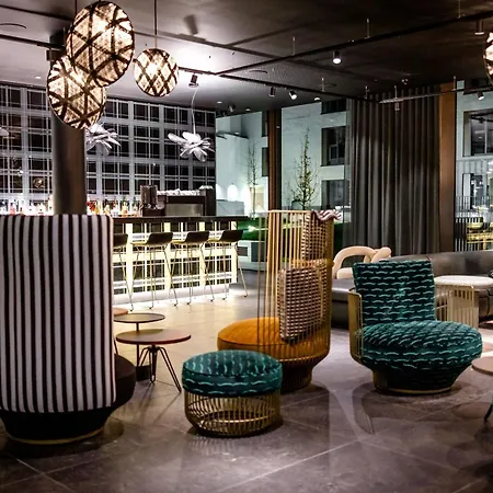 Motel One Antwerp-2