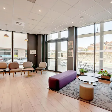 B&B HOTEL Toulon Centre Gare-2