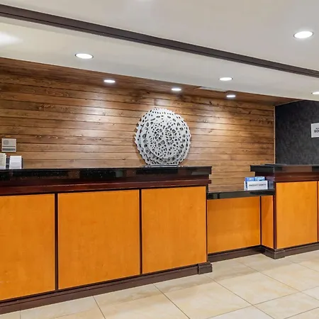 Fairfield Inn & Suites By Marriott Commerce-2
