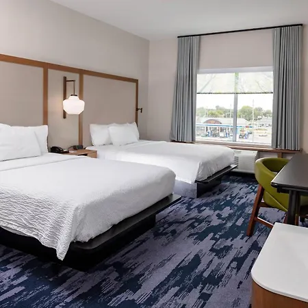 Fairfield By Marriott Port Clinton Waterfront-3