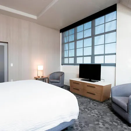 Courtyard By Marriott Waterloo Cedar Falls-2