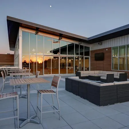 Courtyard By Marriott Iowa City University Heights-2