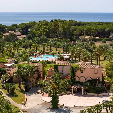 Residence Baia Delle Palme-2