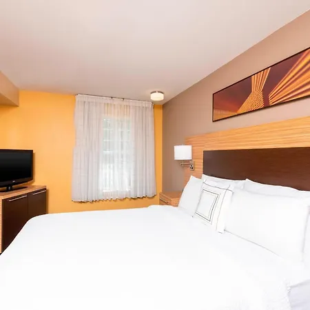 Towneplace Suites By Marriott East Lansing-3