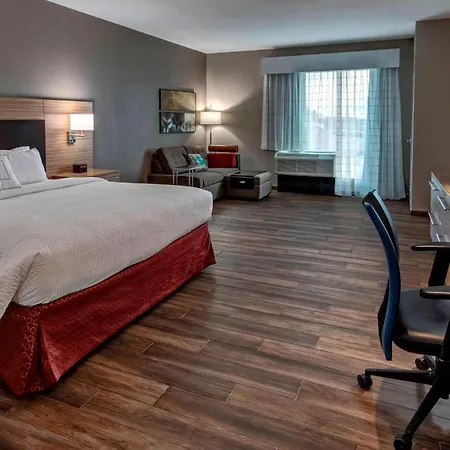 Towneplace Suites By Marriott Hot Springs-3
