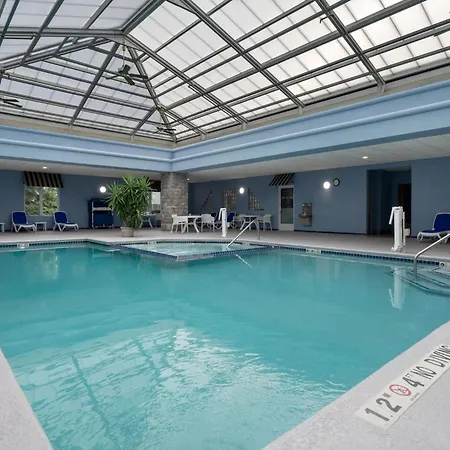 Holiday Inn Express Hotel & Suites Saginaw By Ihg-3