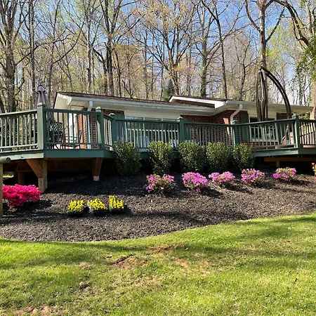 Mountain Aire Cottages, Inn & Glamping-2